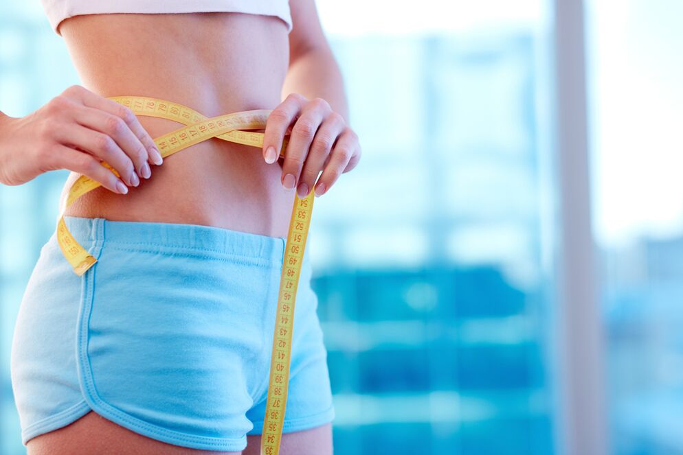 măsurarea taliei în timpul pierderii în greutate timp de o lună